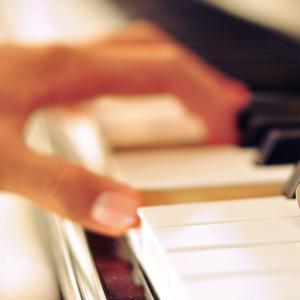 强乳喷自慰爽免费观看
